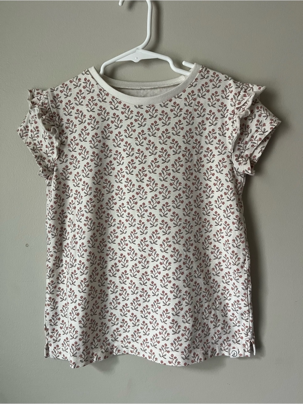 Girls' Cream Floral Ruffle-Sleeve Top